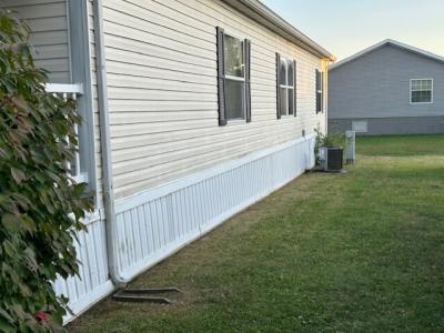 Photo 5 of 18 of home located at 139 Malat Dr Greenwood, IN 46143