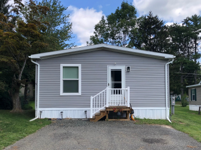 Mobile Home at 5 Standish Lane Hereford, PA 18056