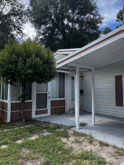 Photo 2 of 26 of home located at 319 Knot Way Deland, FL 32724