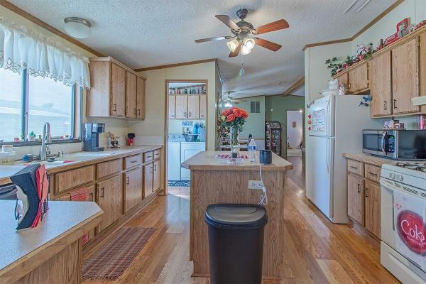 1990 Palm Harbor Manufactured Home