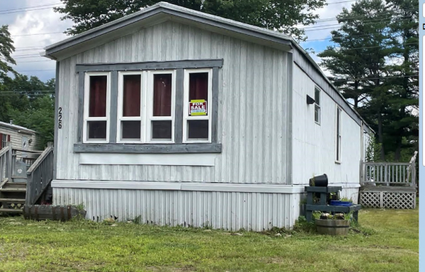 1987  Mobile Home For Sale