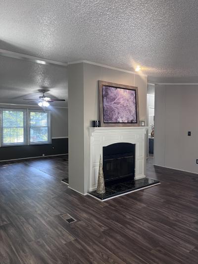 Photo 4 of 7 of home located at 126 Castle Club Dr Stone Mountain, GA 30087