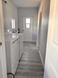 1987 Cavco Palm Harbor Mobile Home