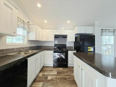 Photo 3 of 18 of home located at 3323 NE 14th St Lot A24 Ocala, FL 34470