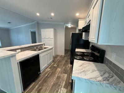 Photo 2 of 10 of home located at 11211 East Bay Rd. Unit 58 Gibsonton, FL 33534