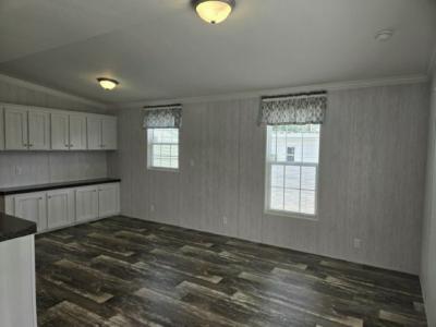 Photo 4 of 7 of home located at 1311 Us 92 W, Lot 80 Auburndale, FL 33823
