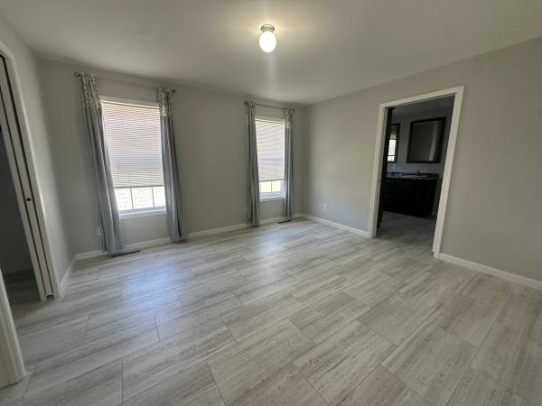 2023 Champion BW8379 Mobile Home
