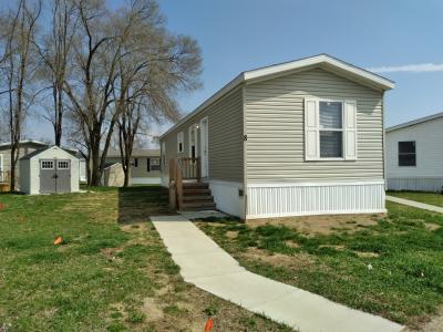 Mobile Home at 8 E Grant Ct Highland, MI 48357