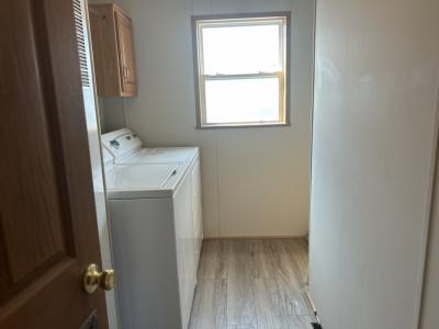 Photo 5 of 14 of home located at 38 Petunia Cir. Matteson, IL 60443