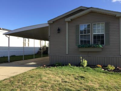 Mobile Home at 498 Cider Mill Dr Site 121 Middleville, MI 49333