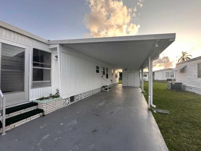 Photo 4 of 46 of home located at 322 Doubloon Dr North Fort Myers, FL 33917
