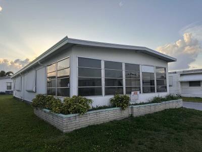 Photo 5 of 46 of home located at 322 Doubloon Dr North Fort Myers, FL 33917