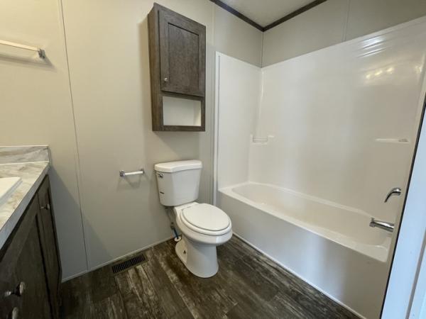 2022 Clayton - Wakarusa Mobile Home
