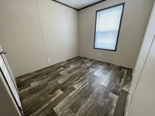 2022 Clayton - Wakarusa Mobile Home