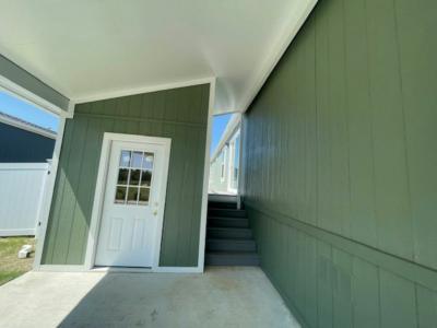 Photo 2 of 34 of home located at 205 Campfire Way Willis, TX 77318