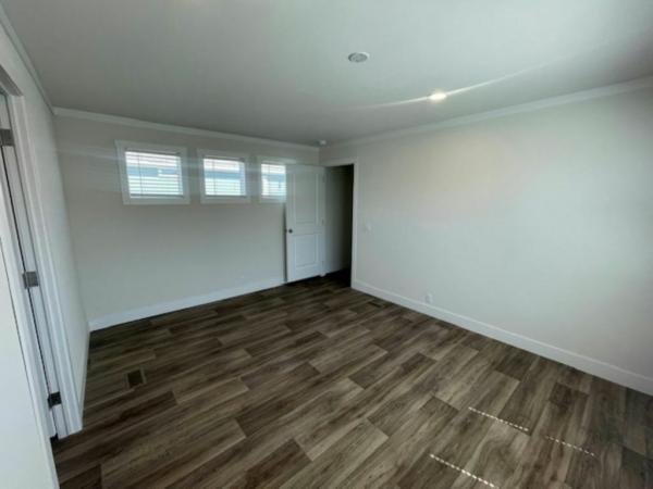 2025 Clayton Summit w/ carport Manufactured Home
