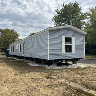 Photo 3 of 9 of home located at 3052 North Gary Street #0131 New Castle, IN 47362