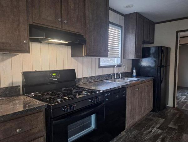 2019 6616E700  Home