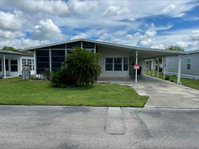 Photo 4 of 8 of home located at 5130 Abc Rd. Lot 92 Lake Wales, FL 33859