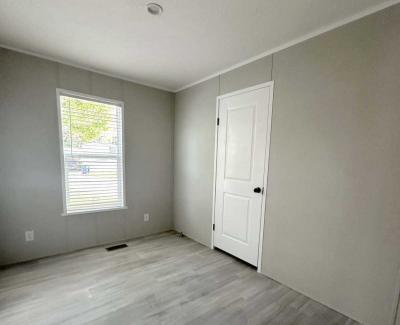 Photo 3 of 6 of home located at 416 Shady Brook Heights Greenwood, IN 46142