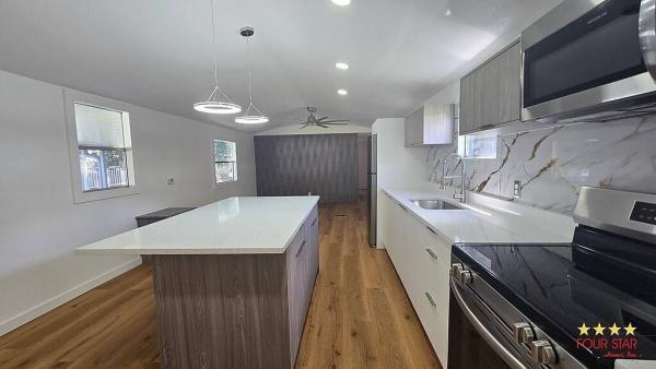 1985 SAND Mobile Home For Sale