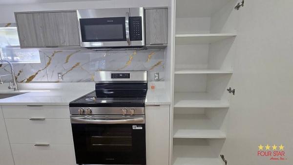 1985 SAND  Home