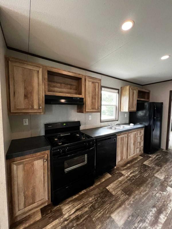 Photo 1 of 2 of home located at 1707 E Blanchard Avenue#052 Hutchinson, Ks 67501 Hutchinson, KS 67501
