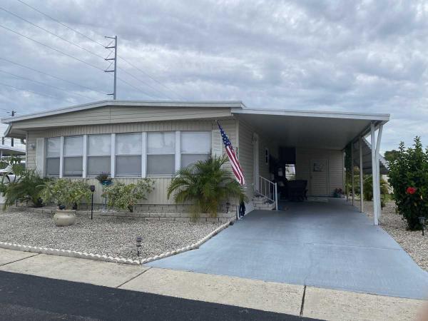 1977  Mobile Home For Sale