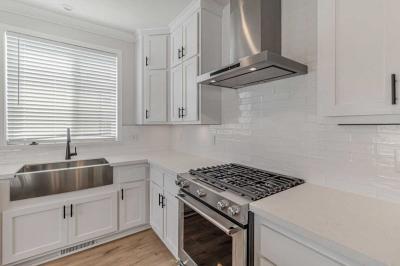 Photo 5 of 15 of home located at 325 Sylvan Ave. #118 Mountain View, CA 94041