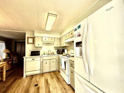Photo 3 of 20 of home located at 7100 Ulmerton Road 846 Largo, FL 33771