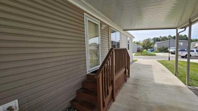Photo 3 of 37 of home located at 24494 Edwin Dr Flat Rock, MI 48134