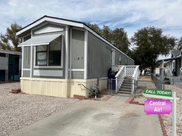 1986 KIT Royal Oaks Manufactured Home