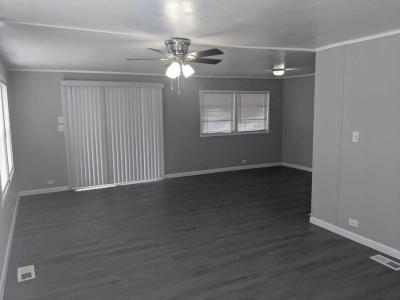 Photo 2 of 7 of home located at 570 57th Ave W Lot 4 Bradenton, FL 34207