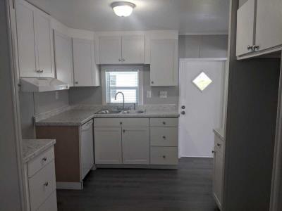 Photo 5 of 7 of home located at 570 57th Ave W Lot 4 Bradenton, FL 34207