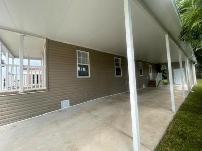 Photo 2 of 6 of home located at 31 Plantation Blvd Lake Worth, FL 33467