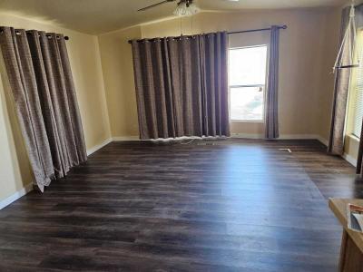 Photo 5 of 15 of home located at 4800  Vegas Valley Las Vegas, NV 89121