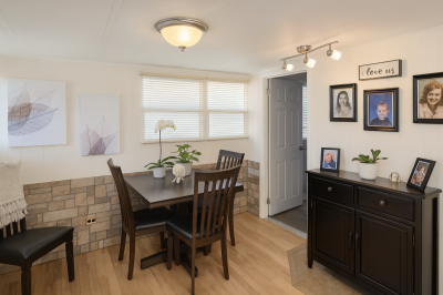 Photo 5 of 46 of home located at 9260 47th Ave. N Saint Petersburg, FL 33708