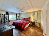1982 2 bed/ 2 bath Mobile Home