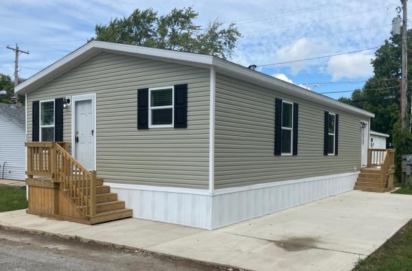 2025 Champion Home Builders, Inc. mobile Home