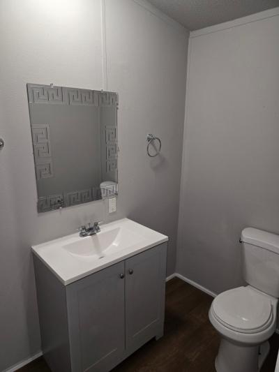 Photo 4 of 8 of home located at 2847 Calumet Circle Jacksonville, FL 32250