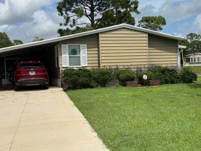 Mobile Home at 19135 Grenelefe Ct North Fort Myers, FL 33903