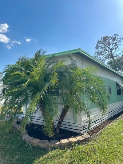 Mobile Home at 1112 W Shell Point Rd Lot 511 Ruskin, FL 33570