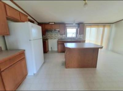 Photo 3 of 9 of home located at 1800 Baltic Ave Elkhart, IN 46514