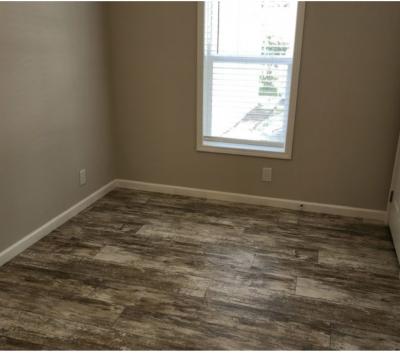 Photo 4 of 8 of home located at 10201 West Beaver Street Lot 40 Jacksonville, FL 32220