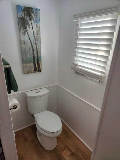 Photo 7 of 31 of home located at 9129 49th Ave N Saint Petersburg, FL 33708
