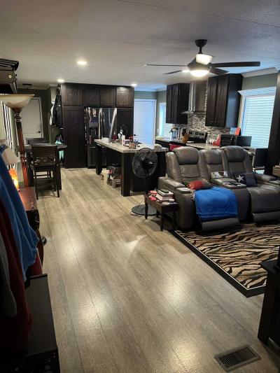 Photo 4 of 9 of home located at 12631 Claremont Cir Delvalle, TX 78617