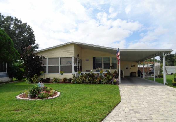 Photo 1 of 2 of home located at 1629 Walking Horse Dr Lakeland, FL 33810