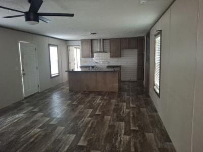 Photo 3 of 7 of home located at 906 Kimberly Ln Kannapolis, NC 28083