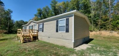 Mobile Home at 305 Spring Hill Dr Grayson, KY 41143