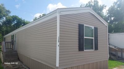 Mobile Home at 720 S Shanks St #4 Clute, TX 77531